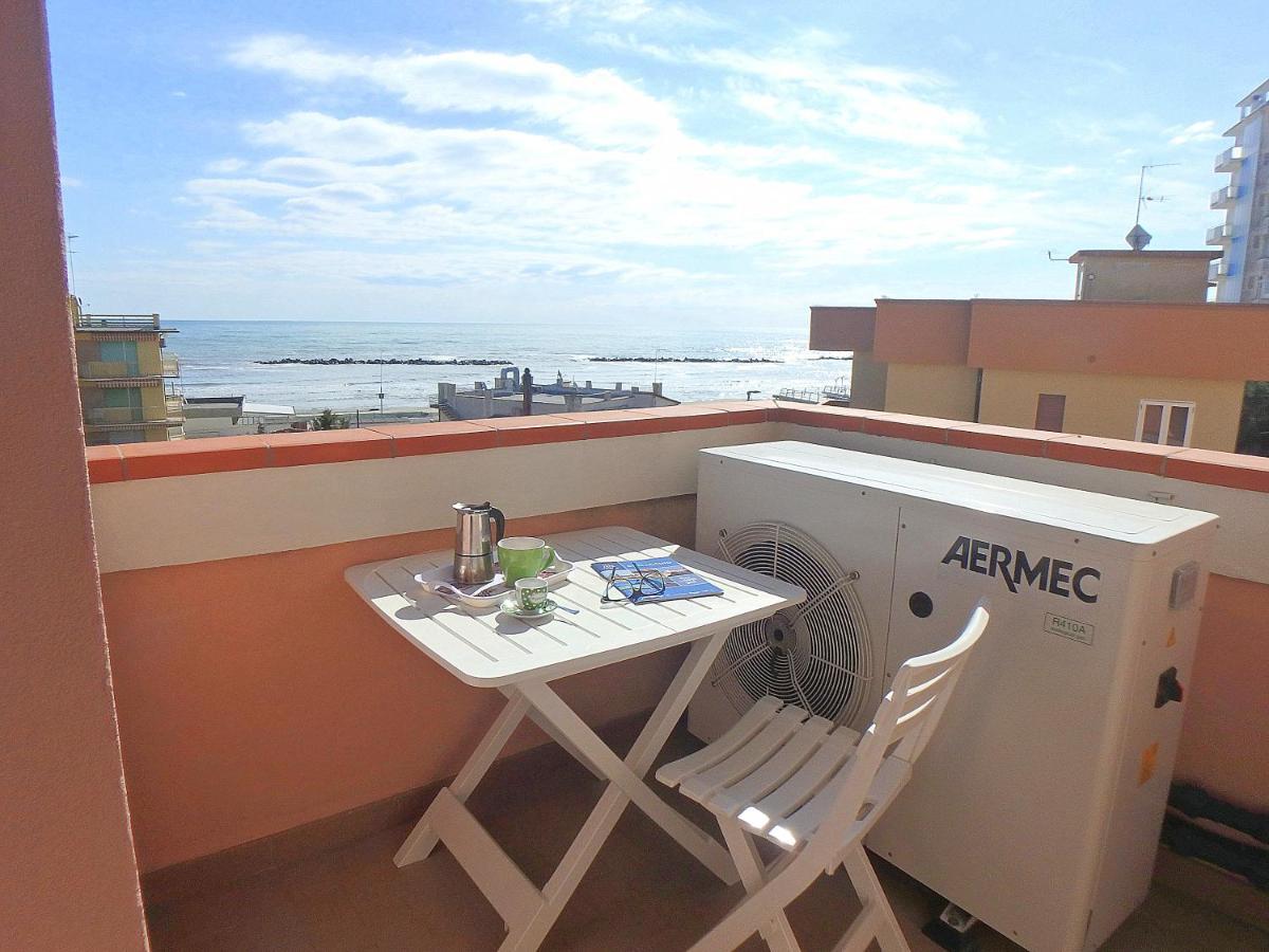 Esperia 23 Apartment Lido di Pomposa Exterior foto