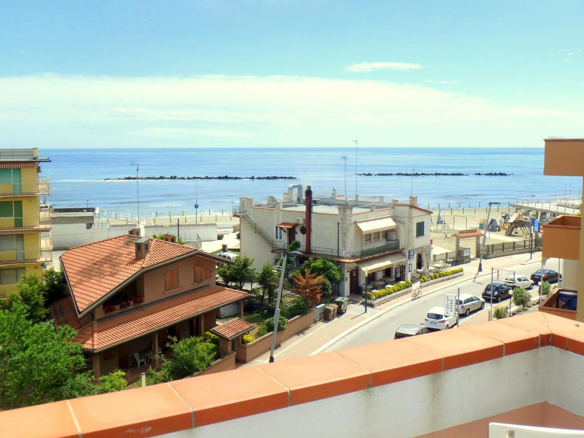Esperia 23 Apartment Lido di Pomposa Exterior foto